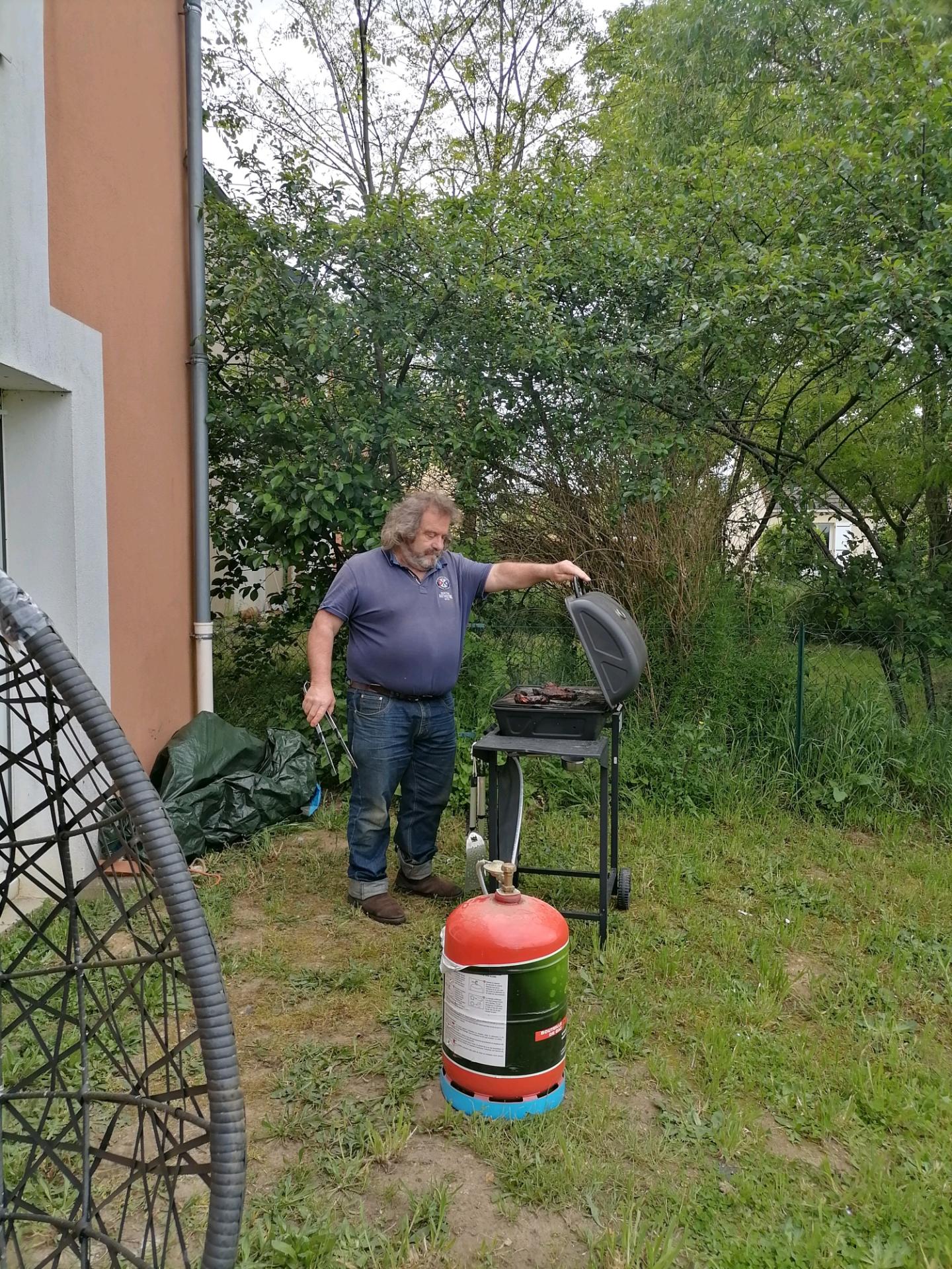 Barbeu a la maison st michel de chavaigness